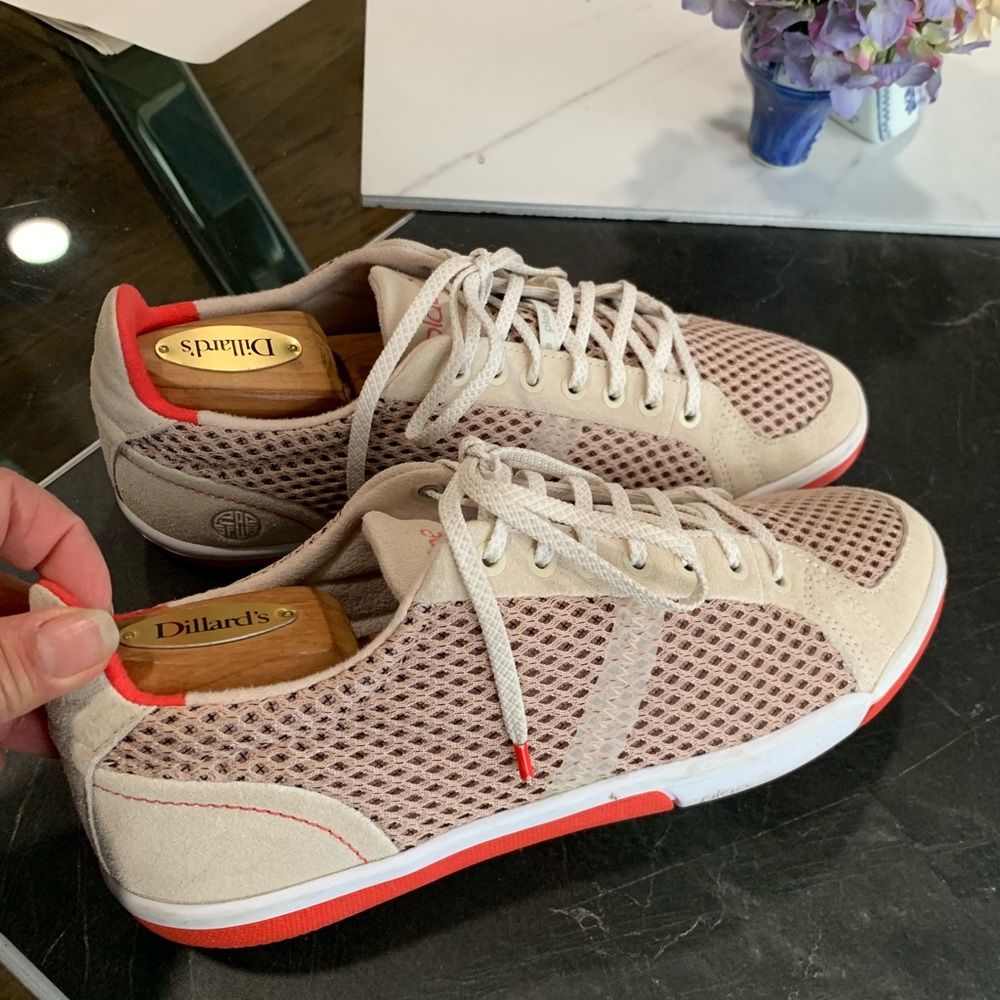 Plae Prospect sneakers blush color size 9 women’s.   7.5 mens